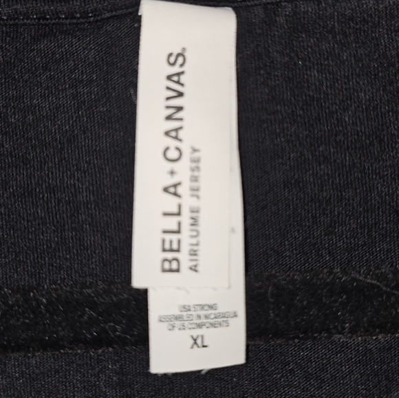 Women's Black Vneck Tee - Picture 3 of 4